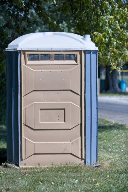 Best Sanitation services for porta potties  in Saylorville, IA